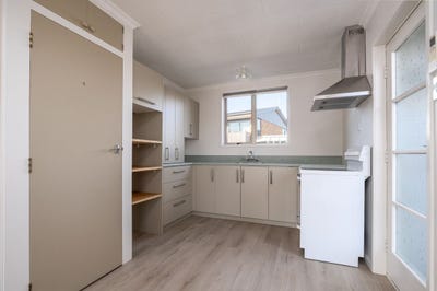 /international/nz/30b-bringans-street-alexandra-central-otago-lakes-district-380119833095/