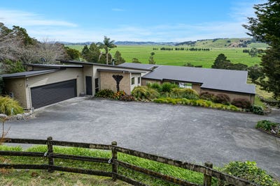 /international/nz/415-crane-road-kauri-northland-380120078358/