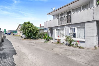 /international/nz/3-73-anglesea-street-hamilton-central-waikato-380119818069/