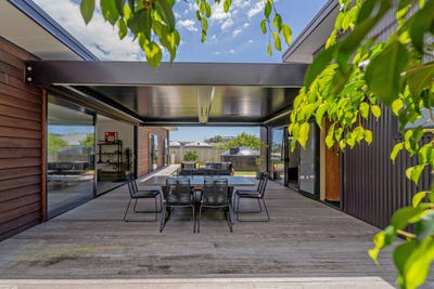 /international/nz/31-longreach-drive-cooks-beach-coromandel-380119823338/