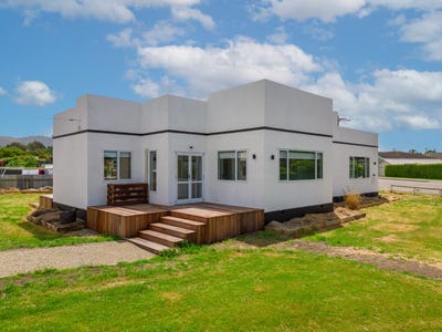 /international/nz/22-naylor-street-waimate-canterbury-380119936473/