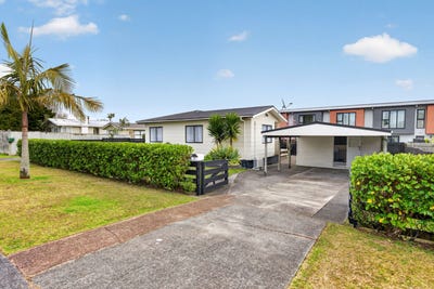 /international/nz/14-hikurangi-street-te-atatu-peninsula-auckland-380119877945/