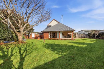 /international/nz/9-huntly-road-outram-otago-380119850180/