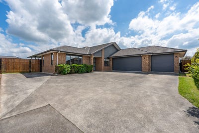 /international/nz/15-hector-drive-rototuna-north-waikato-380120145726/