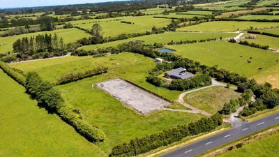 /international/nz/1955-egmont-road-inglewood-taranaki-380119826386/