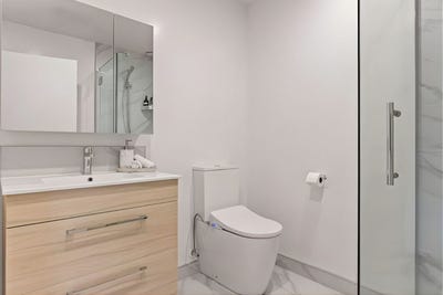 /international/nz/14-200-carrington-road-mount-albert-auckland-380119855709/
