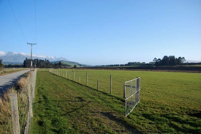 /international/nz/1290-ramparts-road-manapouri-southland-380120025491/