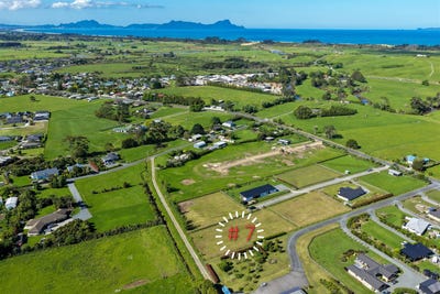 /international/nz/7-harmony-way-waipu-northland-380119855976/