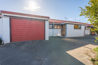/international/nz/2-109a-north-street-seaview-canterbury-380119880283/