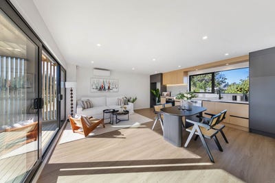 /international/nz/4b-huapai-street-onehunga-auckland-380119813943/