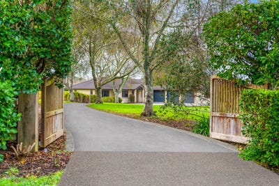 /international/nz/32c-koraha-road-kumeu-auckland-380119856104/