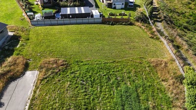 /international/nz/a-11-monterey-drive-balclutha-otago-380119857100/