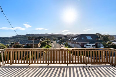 /international/nz/65-volga-street-island-bay-wellington-380119939471/