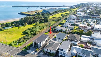 /international/nz/9b-bayly-road-moturoa-taranaki-380119863955/