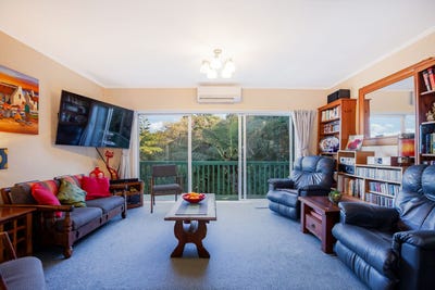 /international/nz/23b-eastview-grove-normandale-wellington-380119941813/