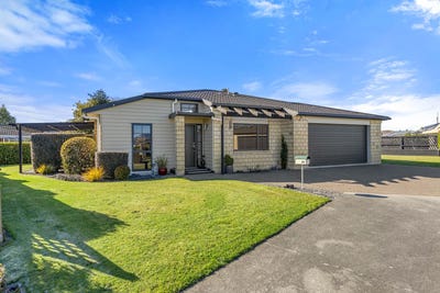 /international/nz/11-manuka-street-matamata-waikato-380119881219/