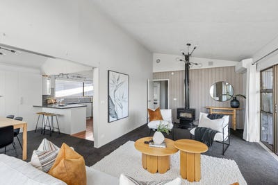 /international/nz/8a-orewa-heights-crescent-orewa-auckland-380119812891/