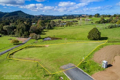 /international/nz/16-mangakino-lane-kauri-northland-380119830774/