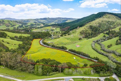 /international/nz/723-whangaripo-valley-road-whangaripo-auckland-380119840560/