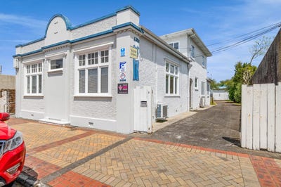 /international/nz/175-175a-high-street-eltham-taranaki-380119865311/