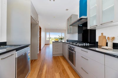 /international/nz/56-whites-road-whitford-auckland-380119942270/