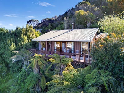 /international/nz/341-main-road-tairua-coromandel-380120078667/