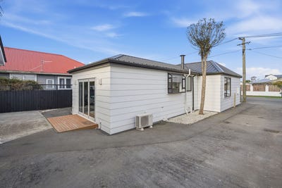 /international/nz/33-randolph-street-woolston-canterbury-380119940213/