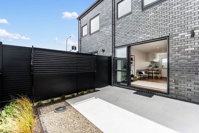 /international/nz/3-erina-road-wiri-auckland-380119818882/