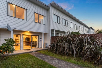 /international/nz/8-3-hulme-place-henderson-auckland-380119941977/