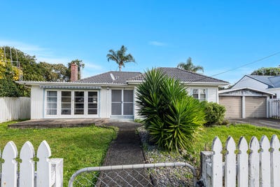 /international/nz/9-walker-crescent-whau-valley-northland-380119880820/