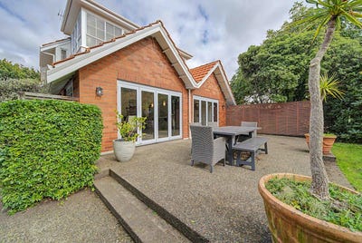 /international/nz/26-duke-street-gladstone-west-coast-380119853397/