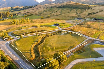/international/nz/16-station-rise-dalefield-wakatipu-basin-central-otago-lakes-district-380119828676/