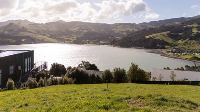 /international/nz/32-totara-drive-duvauchelle-canterbury-380119984399/