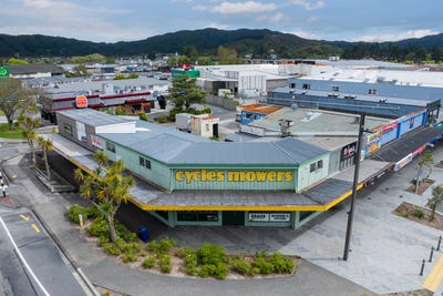 /international/nz/2-6-wainuiomata-road-wainuiomata-wellington-380119833332/