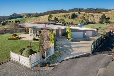 /international/nz/32-titri-road-waihola-otago-380119859084/