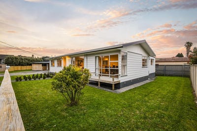 /international/nz/35a-beach-road-te-atatu-peninsula-auckland-380119984545/