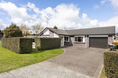 /international/nz/54-browning-street-cambridge-waikato-380120078156/