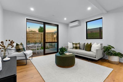 /international/nz/1-25-herenga-way-mount-roskill-auckland-380119852857/