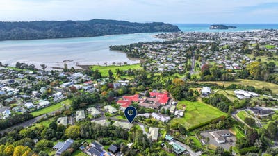 /international/nz/12-353-tairua-road-whangamata-coromandel-380119854476/