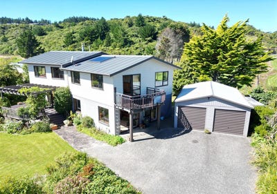 /international/nz/125-coulson-road-paroa-west-coast-380119803064/