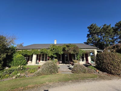 /international/nz/27-old-mill-road-oamaru-otago-380119842373/