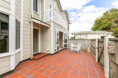 /international/nz/14-28-hobson-street-thorndon-wellington-380119817234/