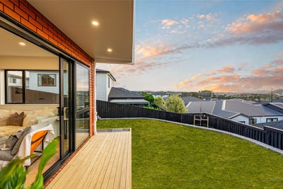 /international/nz/25-montrachet-lane-kumeu-auckland-380119937890/