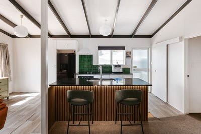 /international/nz/121-eversham-road-mount-maunganui-bay-of-plenty-380120025913/