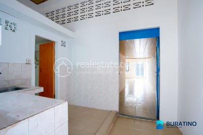 /international/kh/ou-ruessei-2-7-makara-phnom-penh-360107142406/