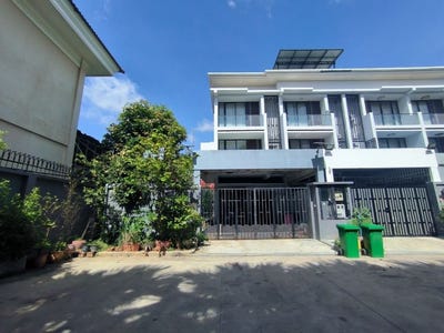 /international/kh/preaek-aeng-chbar-ampov-phnom-penh-360108272515/