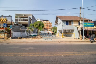 /international/kh/sala-kamraeuk-siem-reap-siem-reap-360107109120/