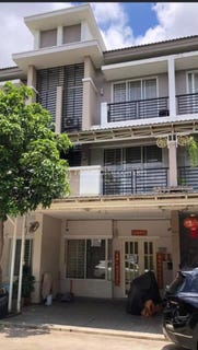 /international/kh/chbar-ampov-i-chbar-ampov-phnom-penh-360107140544/