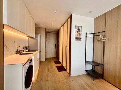 /international/kh/nirouth-chbar-ampov-phnom-penh-360107472307/