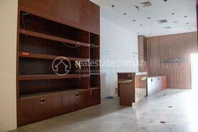 /international/kh/tonle-bassac-chamkarmon-phnom-penh-360107096454/